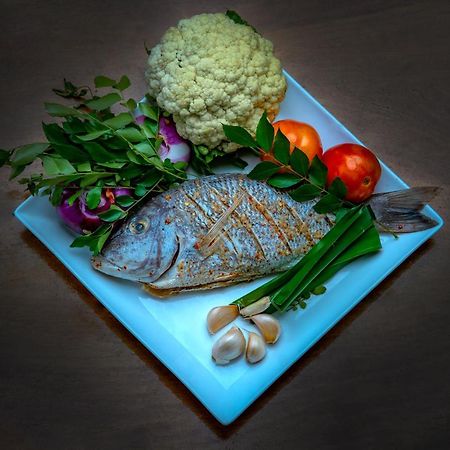 Hotel Athina & Restaurant 池劳 外观 照片