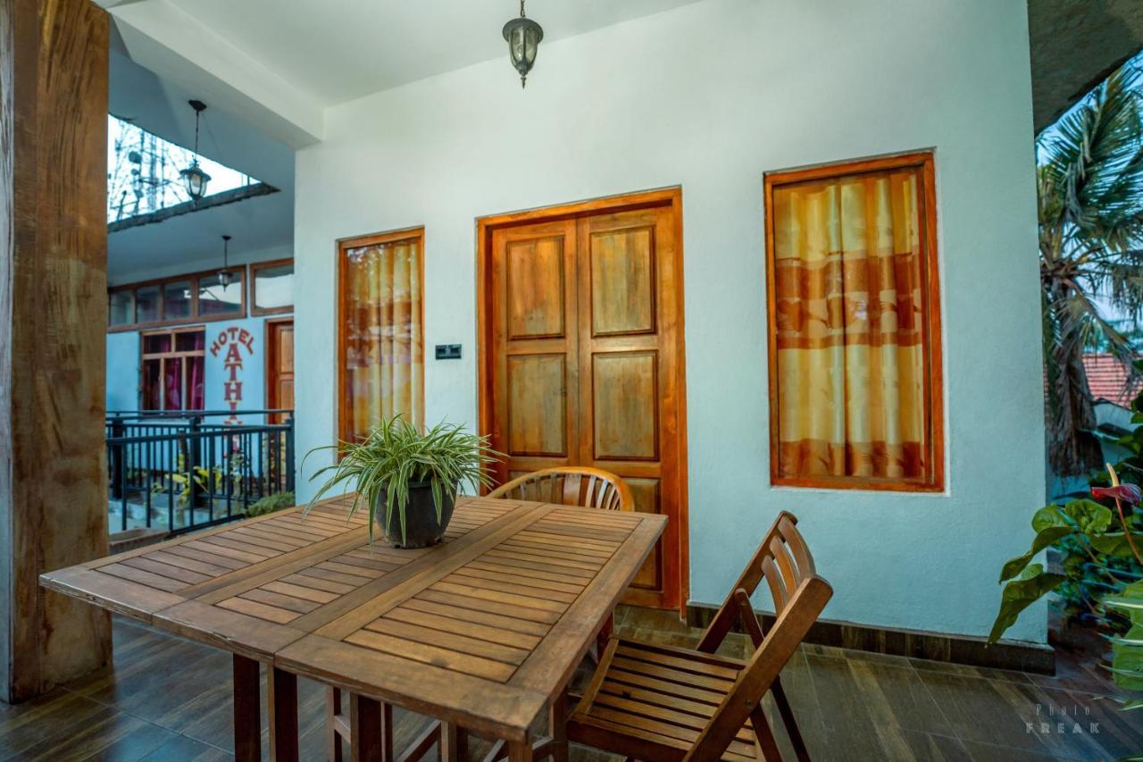 Hotel Athina & Restaurant 池劳 外观 照片