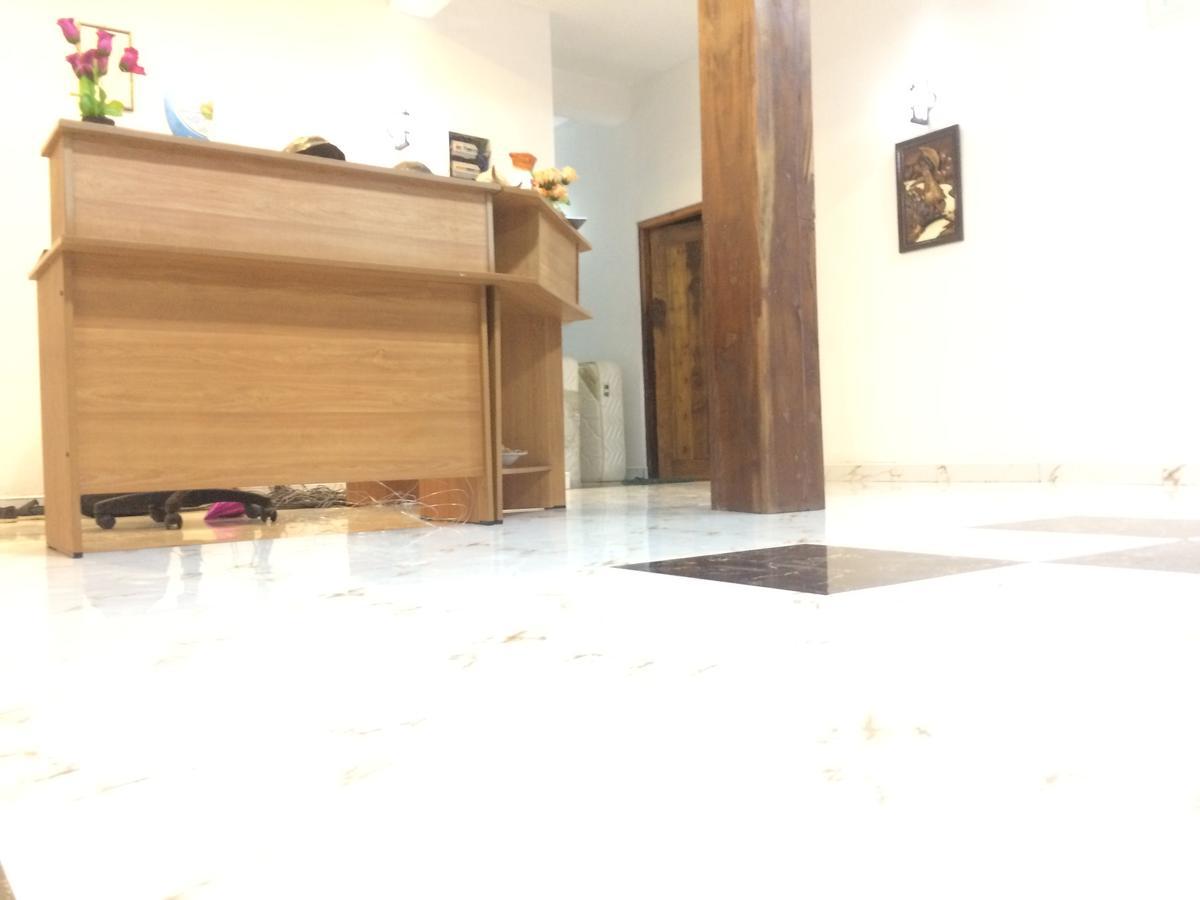 Hotel Athina & Restaurant 池劳 外观 照片